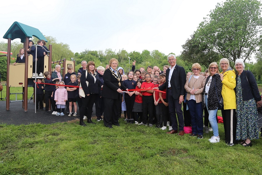 The Mayor And Vice Lord Lieutenant Opening Cottage Close Play Area