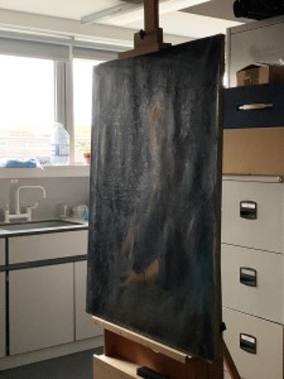 Picture showing the loose wrinkled canvas