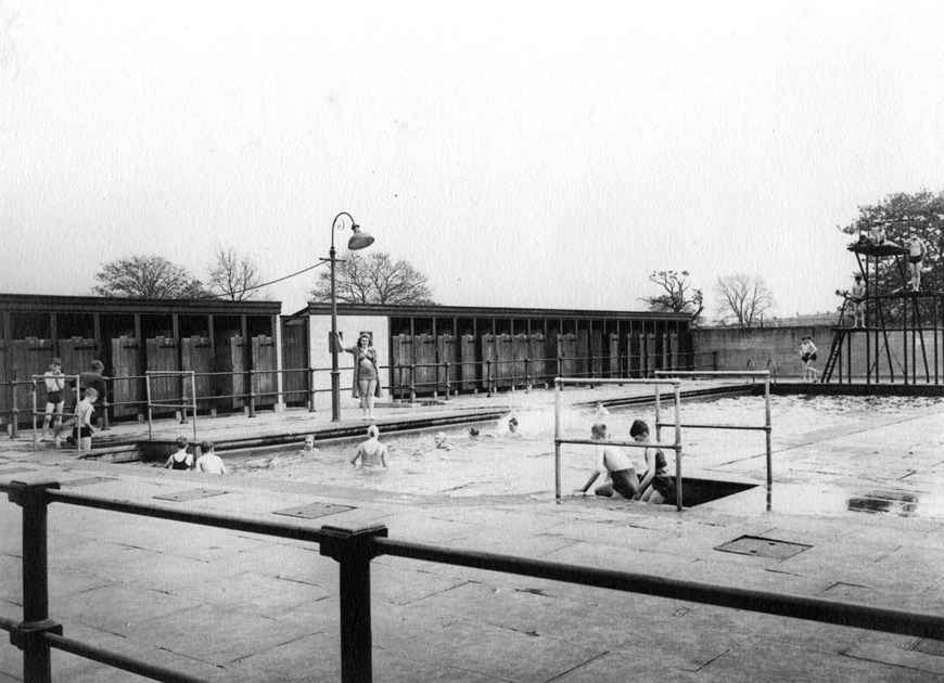 Stand Road Baths