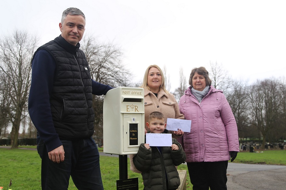 Councillor Allan Ogle, Tina Harris Horner, Jean Metcalfe and Luca Wagstaff in Staveley Cemetery